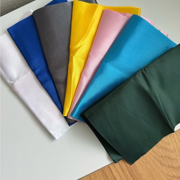 9 Pcs Satin Cloths 17.5” x8” NWT - Picture 2 of 10